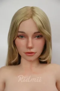 リアルな質感追求 ラブドール シリコンヘッド＆TPEボディの融合 Celeste 164cm