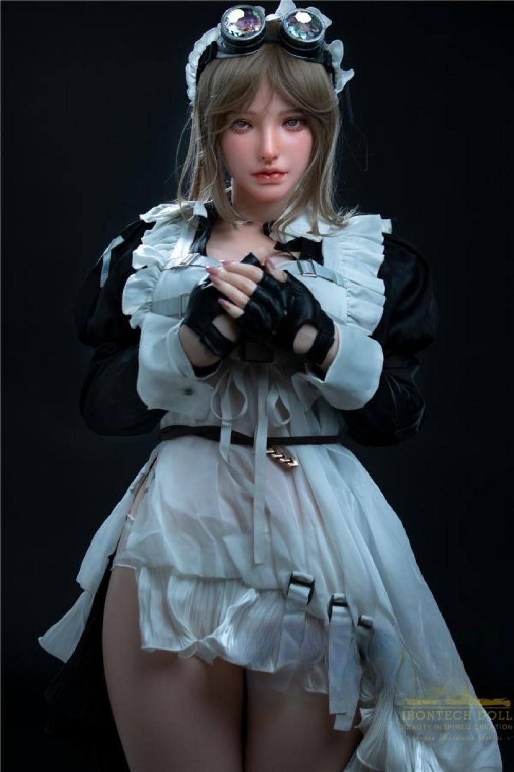 良乳リアルドール 若いラブドール良乳少女ラブドール Edith 165CM