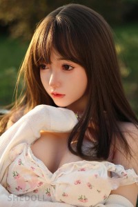 柔らかいTPEボディ+リアルシリコン可愛い顔のドール 星野美佳 158cm