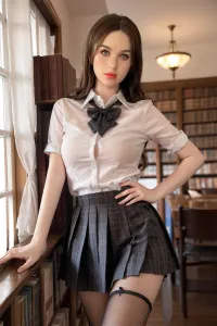シリコン製上質な肌触り リアルラブドール 美肌とエッチなボディ 山口絵里 159cm
