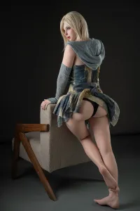 リアルな肌色と質感を実現した高品質シリコン頭部 关根美琴 160cm