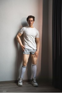 アメリカ全シリコン製メンズドール 自信溢れる筋肉をリアルに再現 Daven 180cm