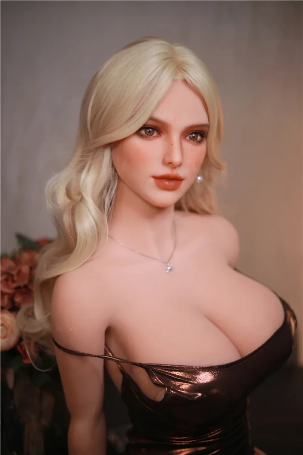 細腰美乳ラブドール 柔らか触感の欧米風ラブドール 高弾力TPE Aviana 166cm