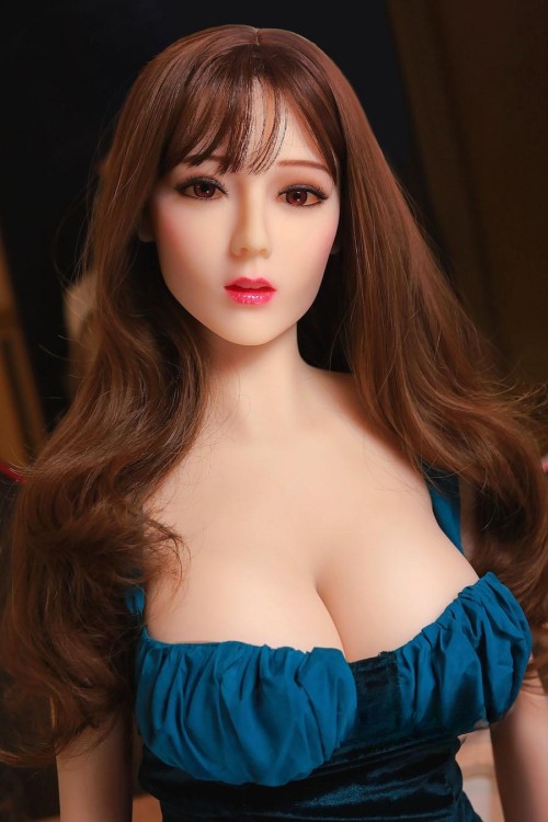大人の女性らしい曲線美を追求した 成熟系TPEリアルドール 富田优加理 165CM