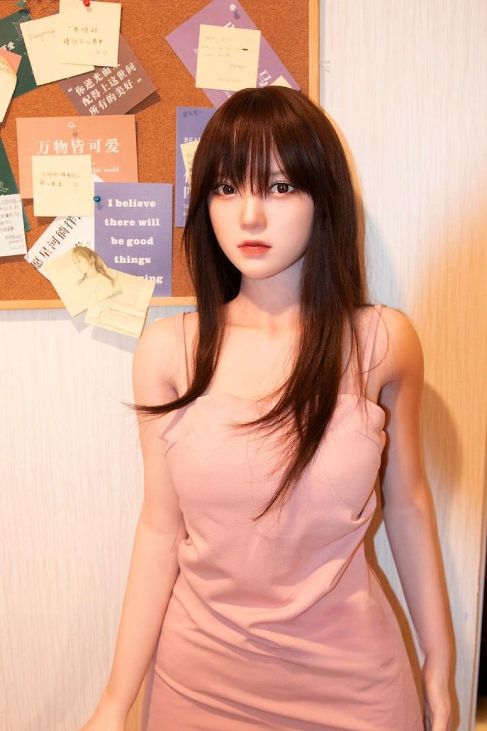 可愛らしい等身大ドールエッチドール黒髪ラブドール写真 平原舞香 161cm