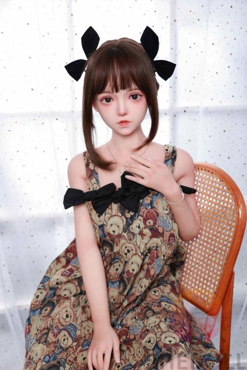 コンパクトなサイズ感が特徴のラブドール 田島真琴 148cm