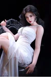 ナチュラルな質感とリアルさを両立したフルシリコンドール 野上理奈 166cm