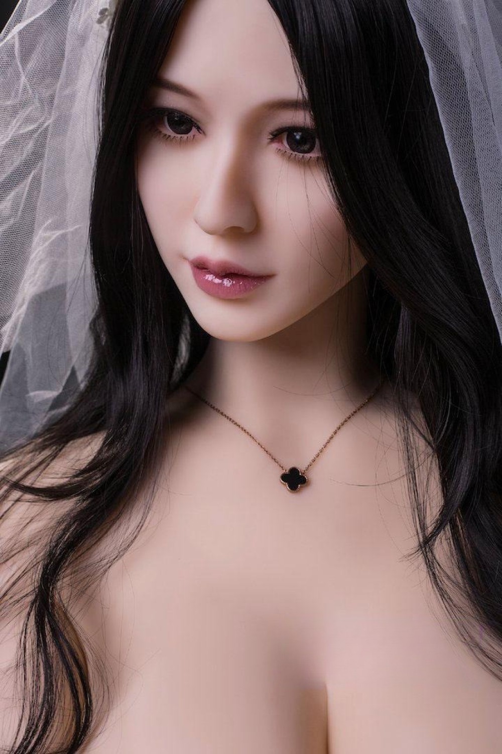 OL可憐なドール 瑠璃 168CM