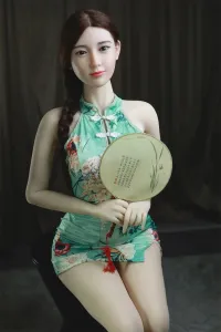成熟した御姐の気品を美肌と美乳で表現したリアルドール 河原優花 170cm