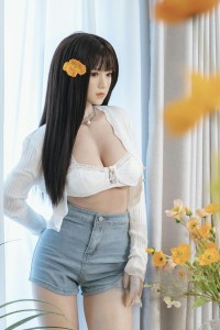 真っ白なツルツルお肌のラブドール超綺麗な美人顔ドール 須山李奈 160cm