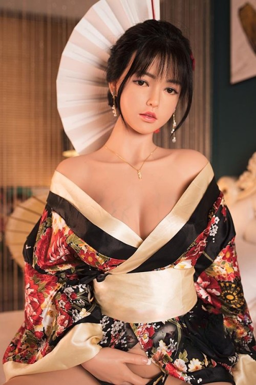 アジア風ラブドール美しいエロダッチワイフ亜洲の柔らかなボディー 大須賀美代子 165cm