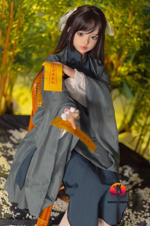 セクシーな雰囲気と可愛らしさを兼ね備えたリアルドール 細川玲 148cm