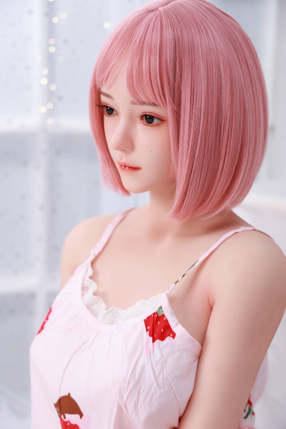 可愛い上品で大人の美しさを持つシリコン頭部ドール 竹内結衣 158cm