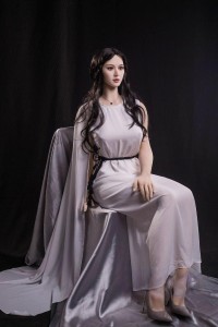 OL可憐なドール 瑠璃 168CM