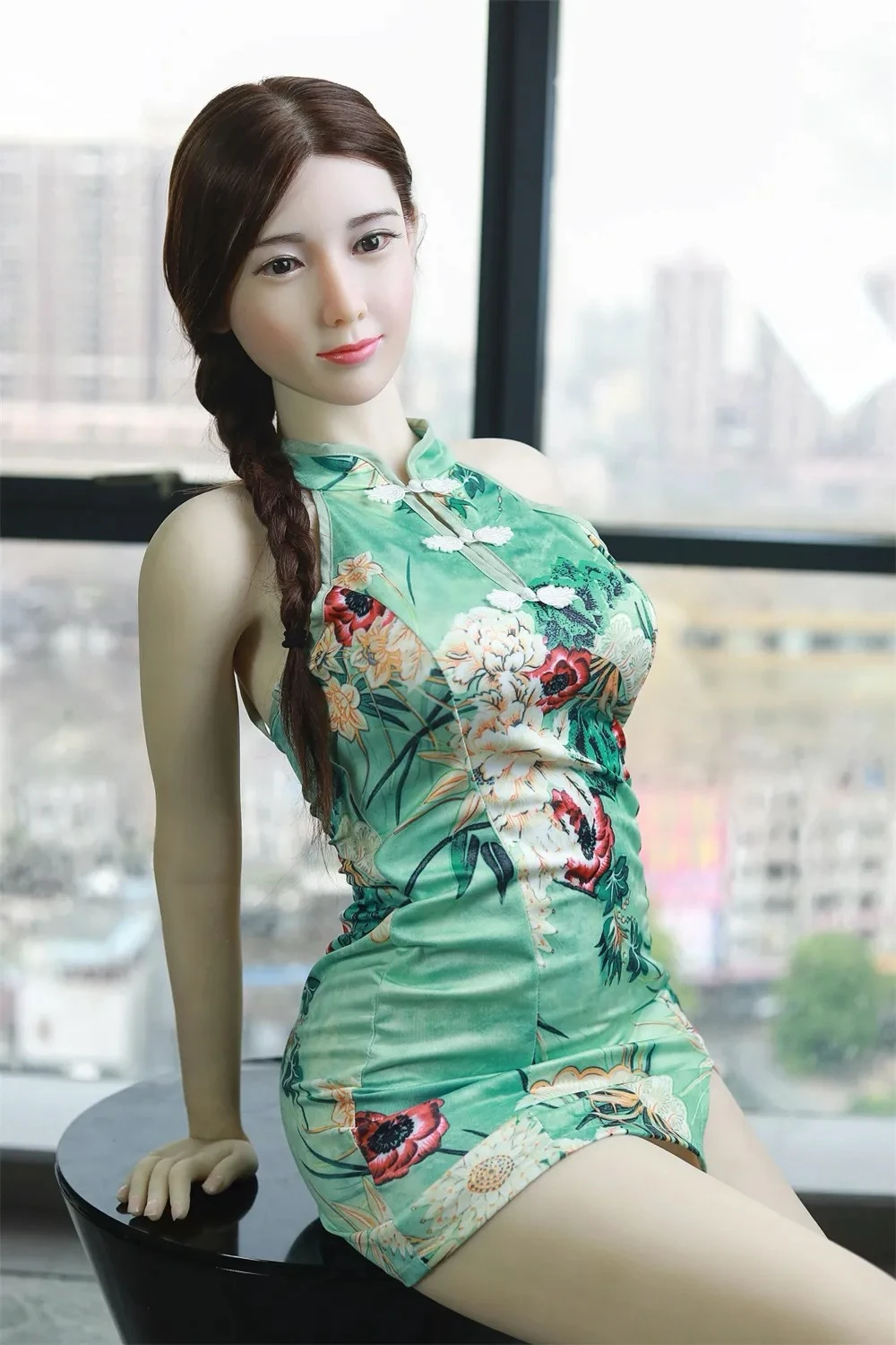 成熟した御姐の気品を美肌と美乳で表現したリアルドール 河原優花 170cm