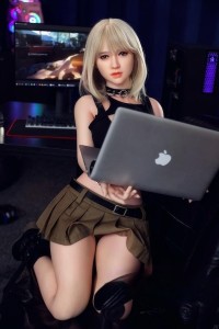 女性 アダルト 美しいフェイスラブドール頭部＋ボディー一体型 金子美奈 155cm