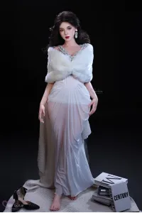 ナチュラルな質感とリアルさを両立したフルシリコンドール 野上理奈 166cm