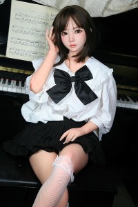 可愛いラブドールな女子校生の顔リアルドール通販中 小宮山麻友 148cm