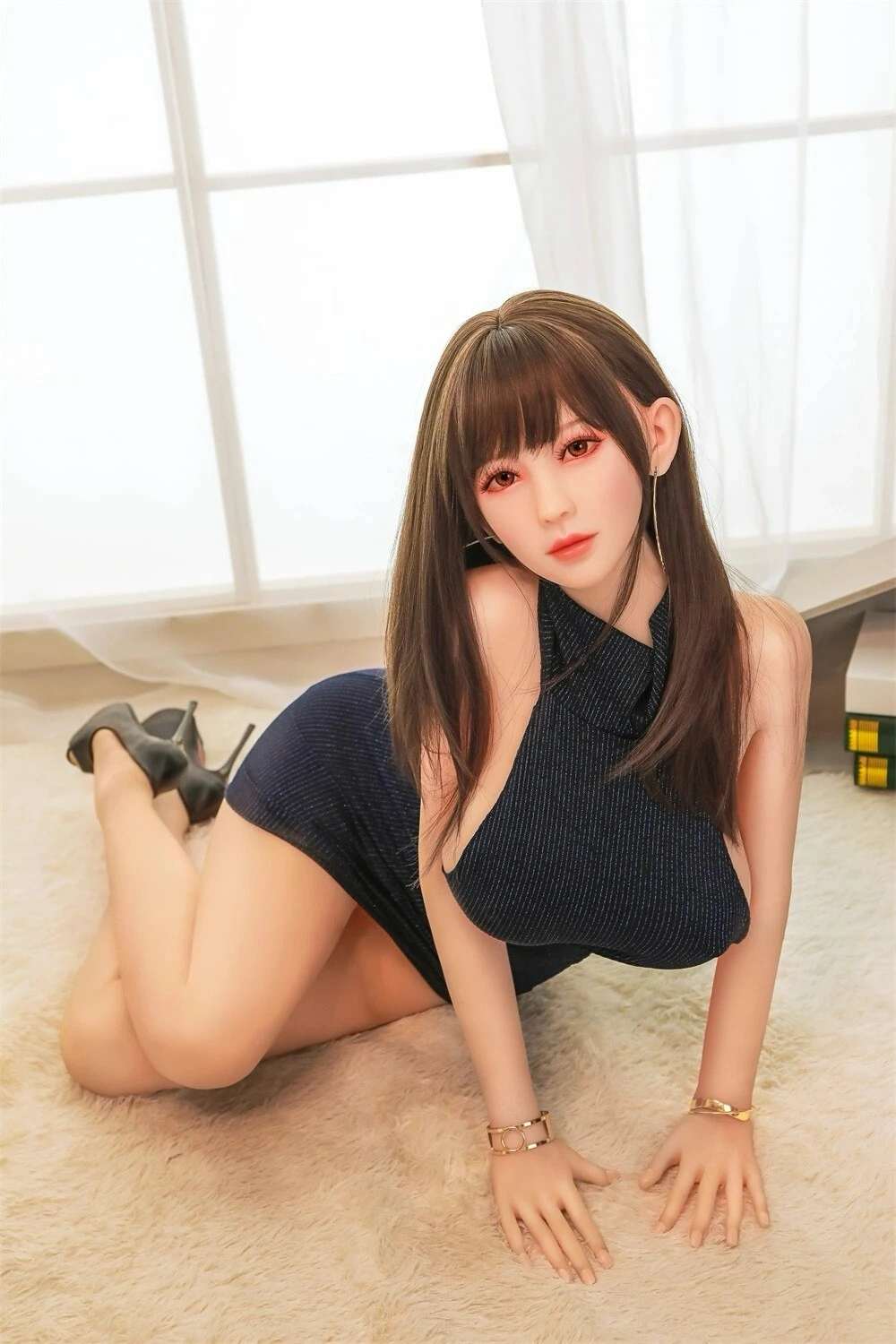 自然体で落ち着きのある表情を持つ 成熟御姐・大胸リアルドール 白川心結 170cm