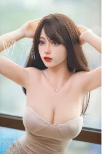 高品質 超リアル本人ようなラブドールシリコンヘッド 奧野明美 163cm