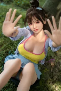 フルシリコン究極のリアル感まるで本物のような存在感を持つドール 森下知惠 160cm