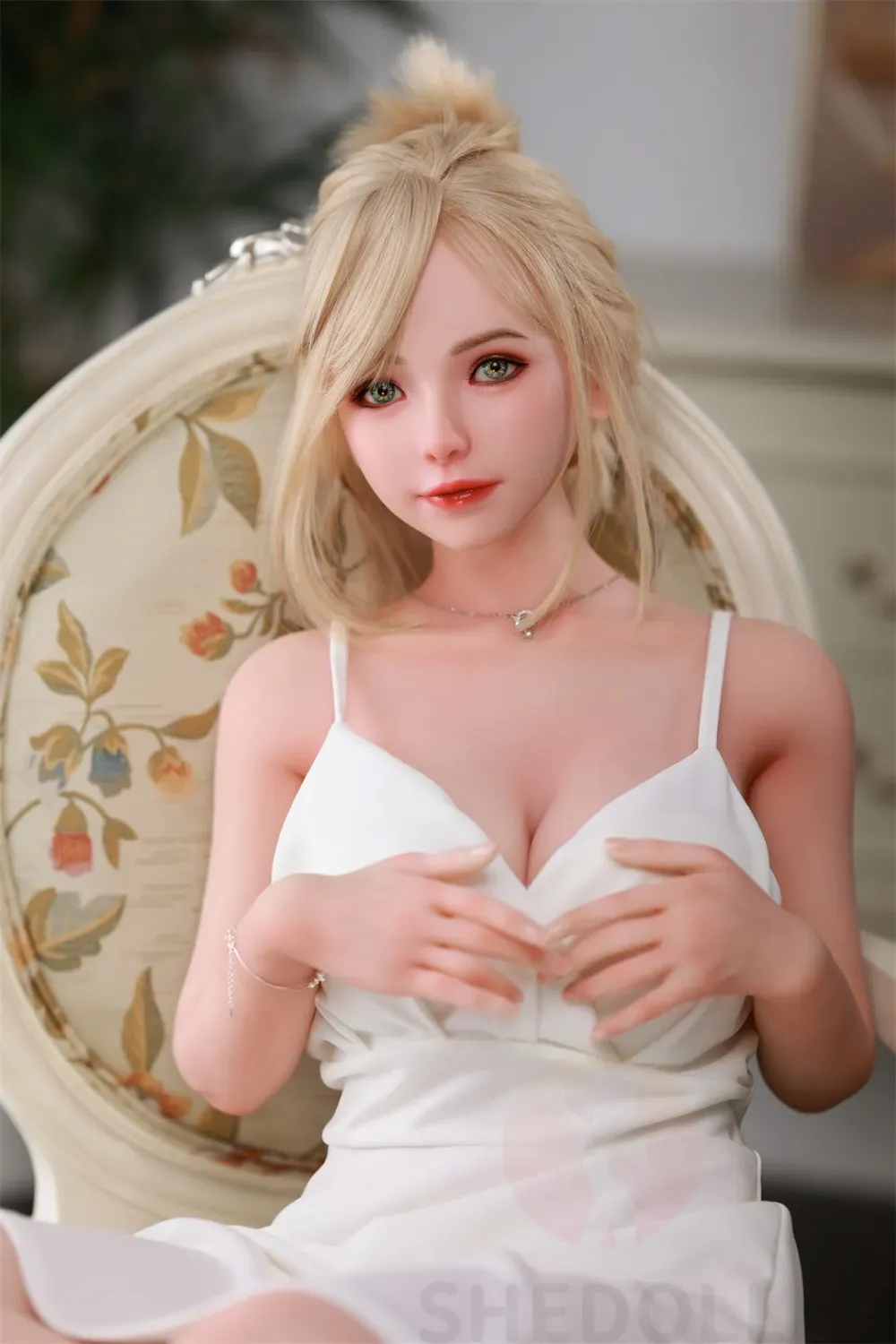 大人っぽい顔立ちと美しいボディラインが魅力のリアルドール 北川优奈 148cm