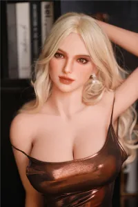 細腰美乳ラブドール 柔らか触感の欧米風ラブドール 高弾力TPE Aviana 166cm