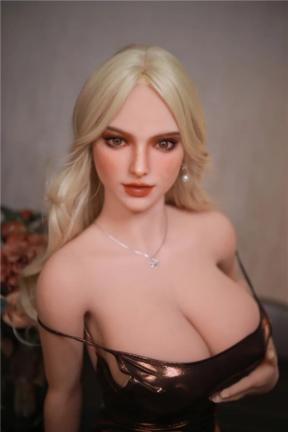 細腰美乳ラブドール 柔らか触感の欧米風ラブドール 高弾力TPE Aviana 166cm
