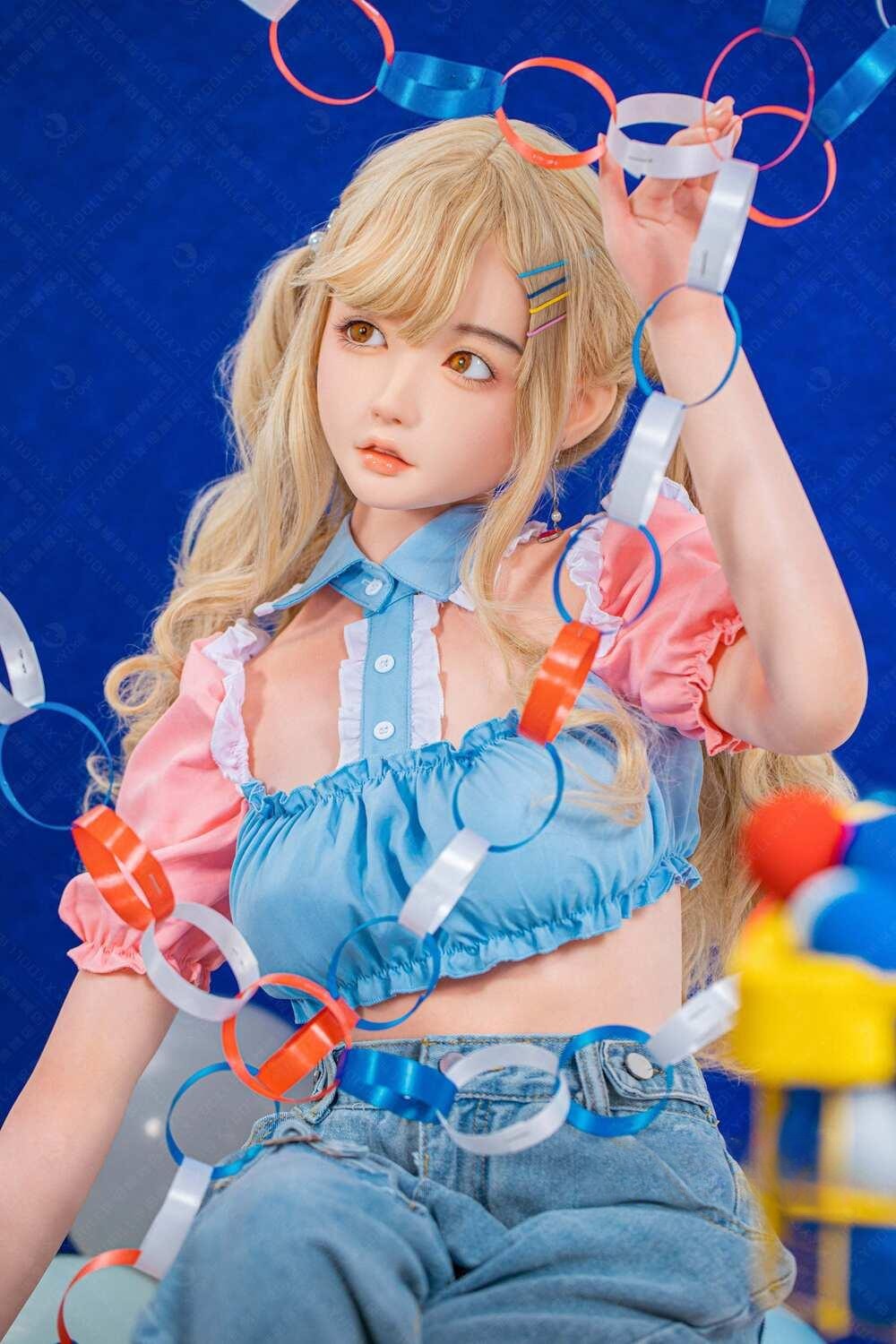 ラブドール アニメ柔軟で弾力のある肌質を持つ美乳ラブドール 沢渡瑠璃 148cm