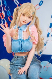 ラブドール アニメ柔軟で弾力のある肌質を持つ美乳ラブドール 沢渡瑠璃 148cm