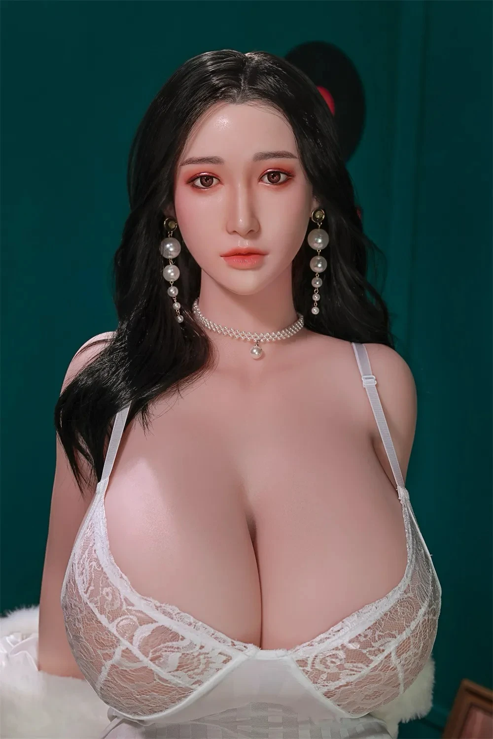 超巨乳ならではの存在感を追求した高級リアルドール 秋山柚里 170cm