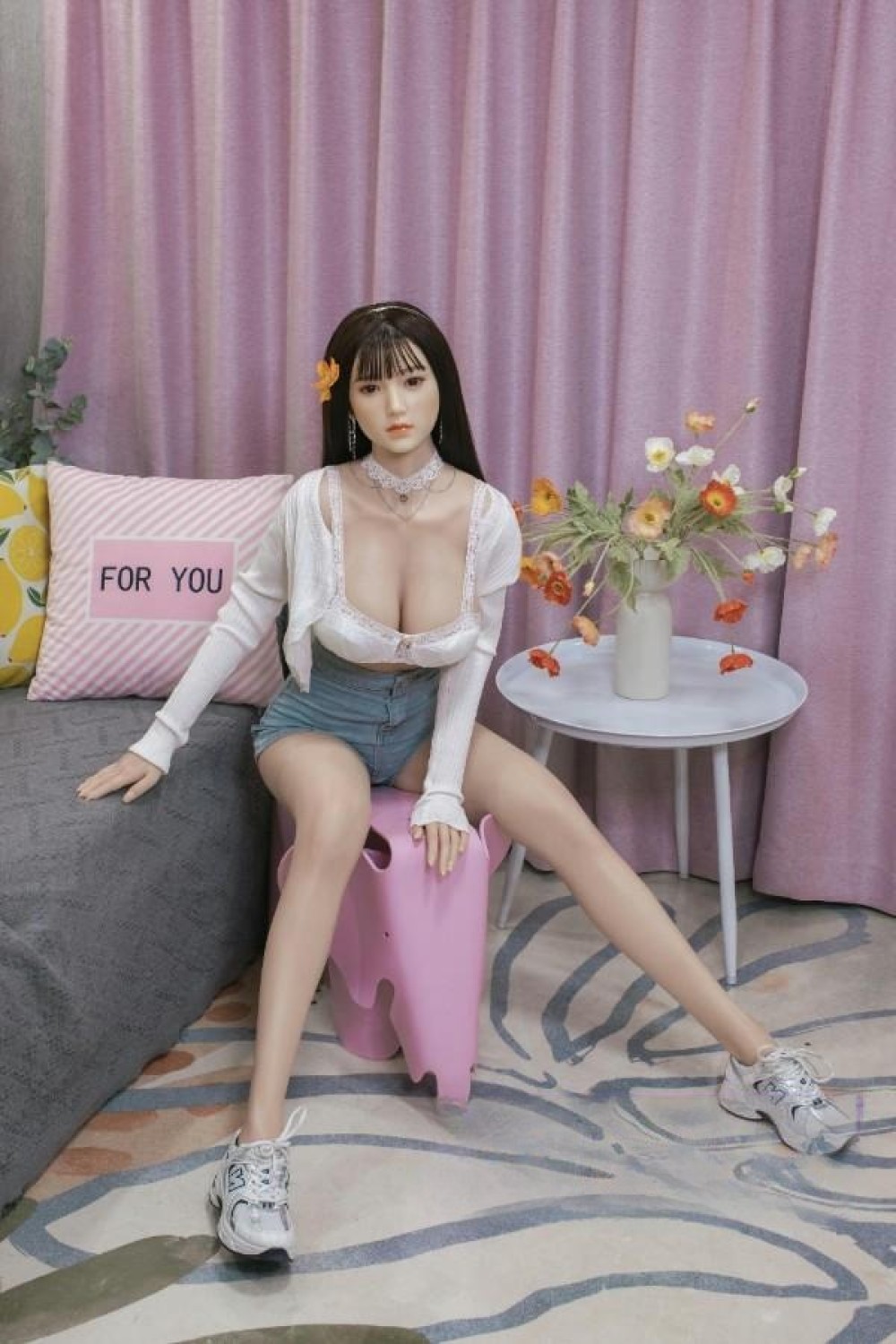真っ白なツルツルお肌のラブドール超綺麗な美人顔ドール 須山李奈 160cm