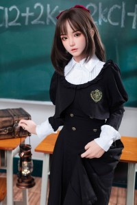美麗なシリコンフェイスとリアルなTPEボディを持つドール 森田千尋 150cm