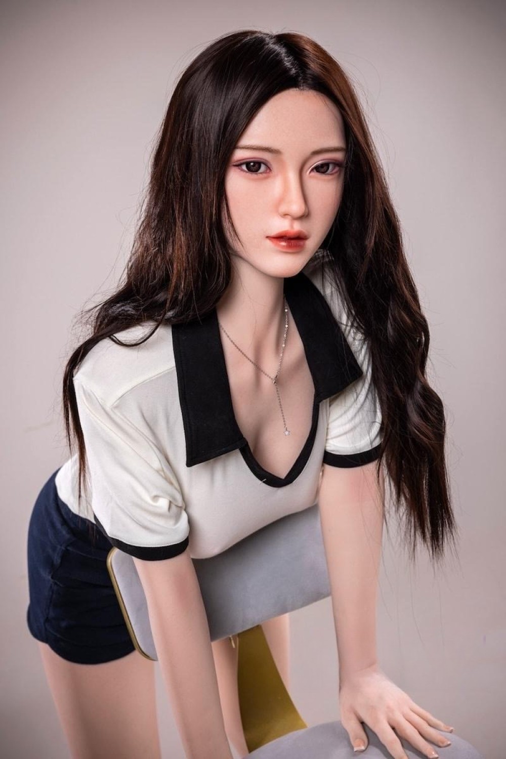 リアルフェイスと自然な手触りを持つシリコンドール 大野結衣 170cm