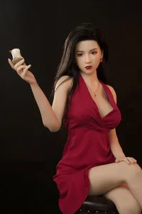 アダルト 高品質素材 ラブドール 自然な肌触り 美しいデザイン 飯田沙織 166cm