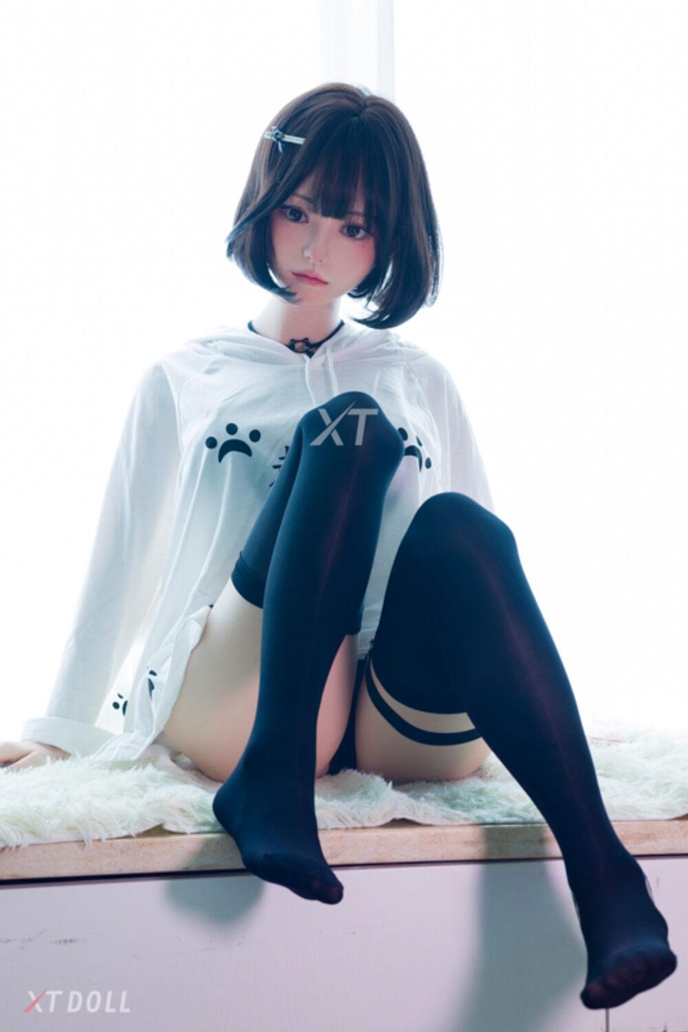 魅惑的なボディラインを持つ柔らかなシリコンラブドール 荒井美菜 157cm